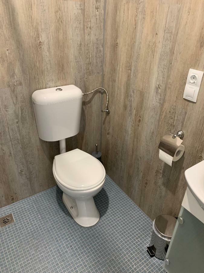 Twt Motel Triptis Eksteriør bilde