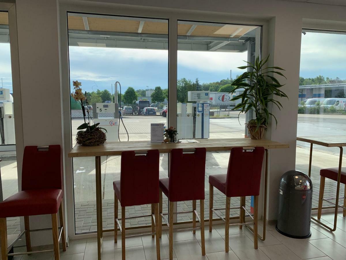 Twt Motel Triptis Eksteriør bilde